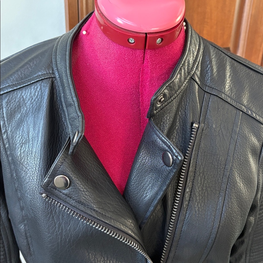 Vera Wang simply Vera faux leather moto jacket Black  Coat  quilted arm NWT - Picture 2 of 12